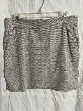 Chevron Mini Skirt in Beige - Classic Neutral Style